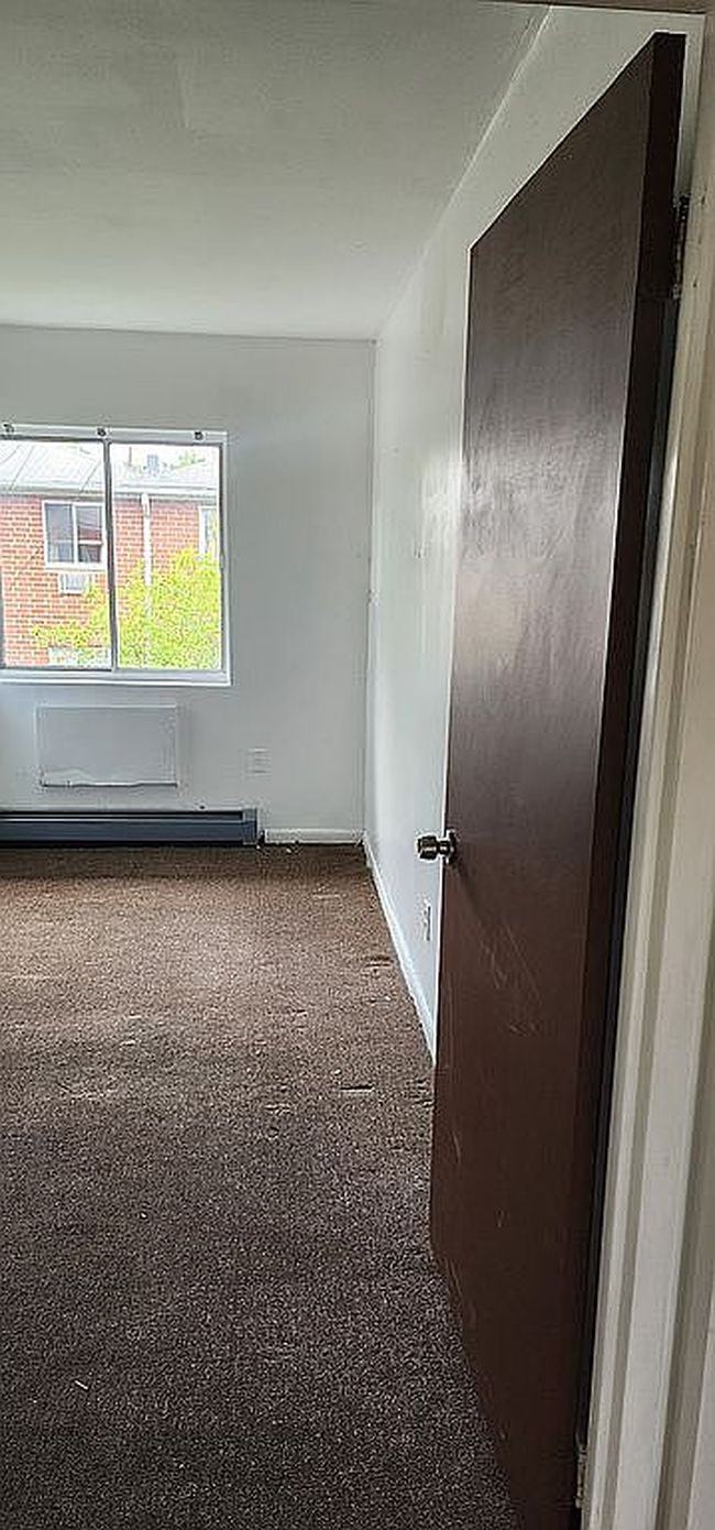 Photo of 1105 E 72nd St #3C, Brooklyn, NY