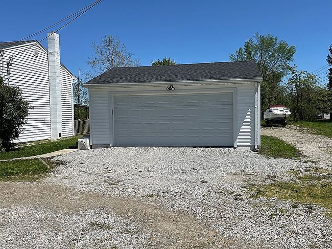 Image of 3885 Indoe St