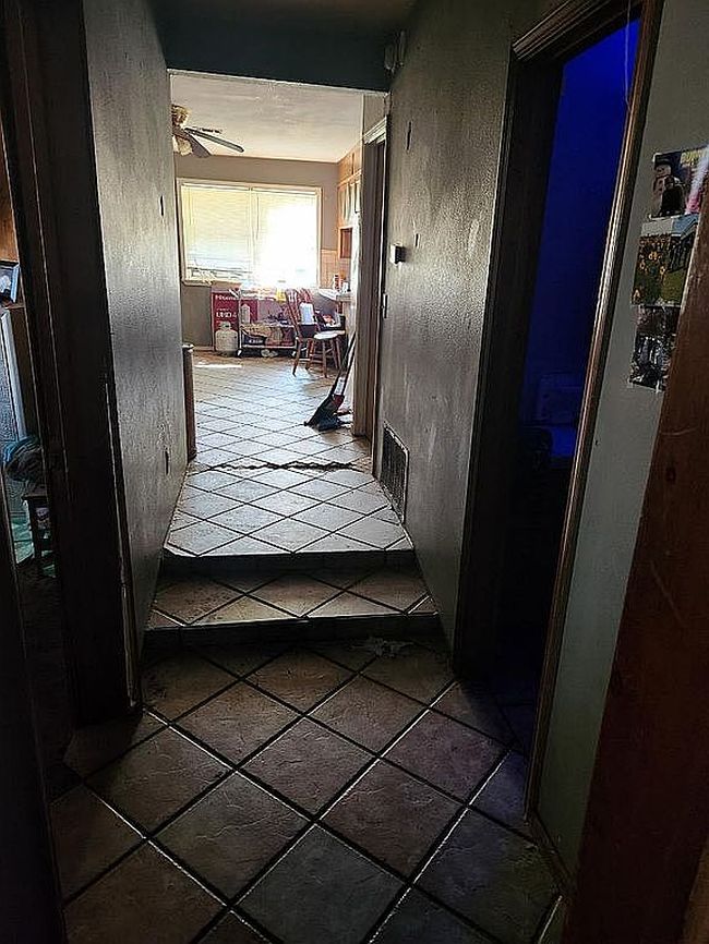 Image of 103 W Howard St