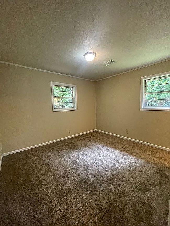 Photo of 954 Summit Dr Se, Dawson, GA