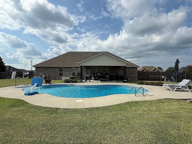 Photo of 1705 Deerfield Dr, Lake Charles, LA