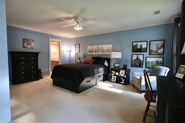 Additional photo 2 of property located at 2 Hyde Ct