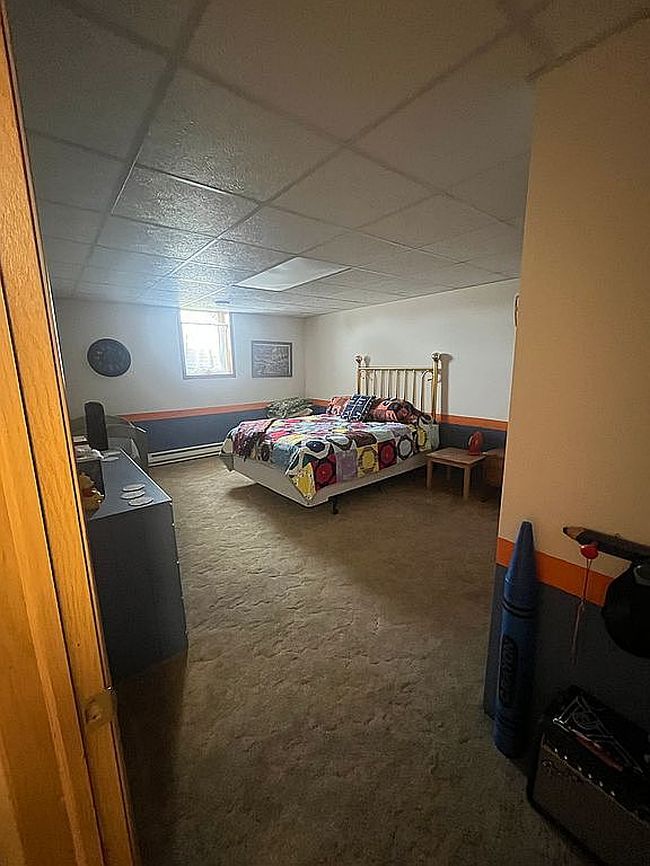 Photo of 1002 S 4th St, Parkston, SD