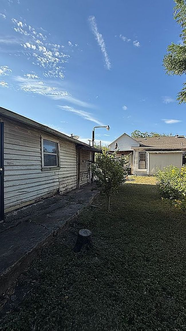Photo of 1814 W Travis St, San Antonio, TX