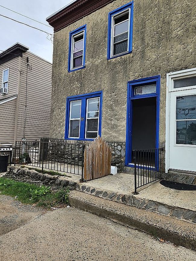 Image of 32 Darby Rd