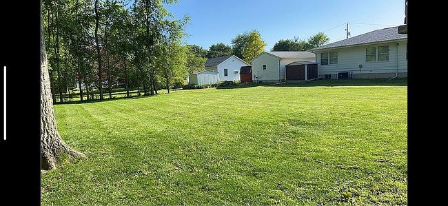 Photo of 103 W 1st Ave, La Harpe, IL