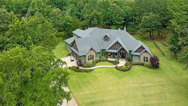 Photo of 235 Pinball Rd, Big Sandy, TX