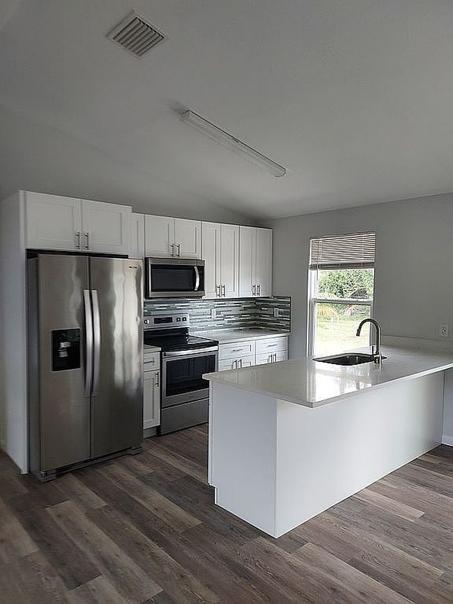 Image of 4912 5th St W