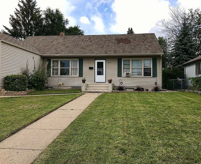 Image of 1030 Riverview Ave