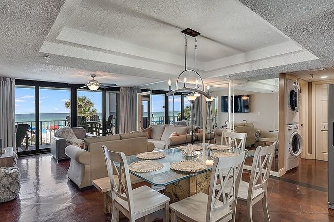 Image of 6201 Thomas Dr Unit 207
