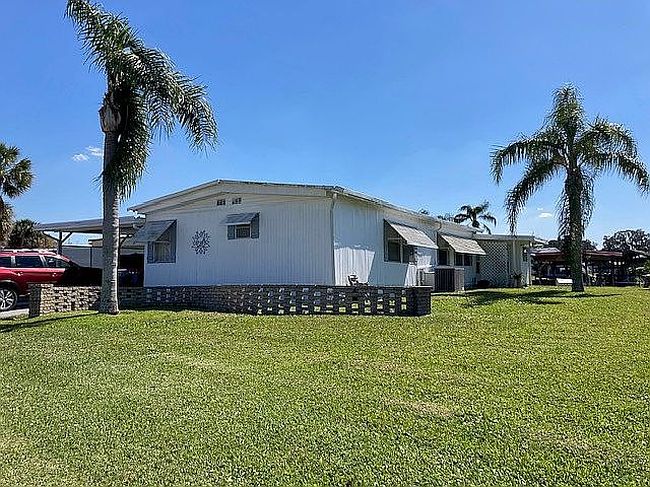 Photo of 2515 Vindale Rd #32778, Tavares, FL