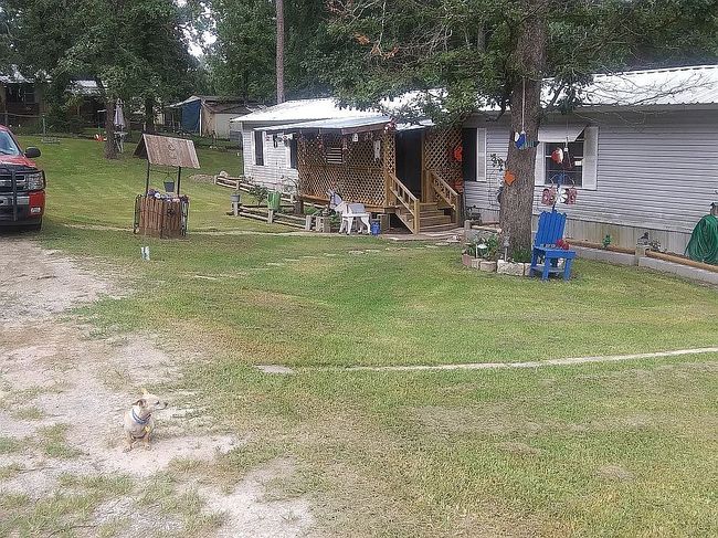 Photo of 71 S Lakeside Dr, Huntsville, TX