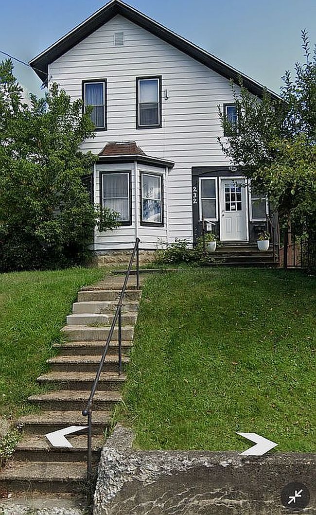 Photo of 232 1/2 Buchanan St, Warren, PA