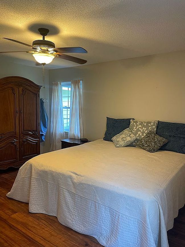Photo of 118 Mackqueen Dr, Brunswick, GA