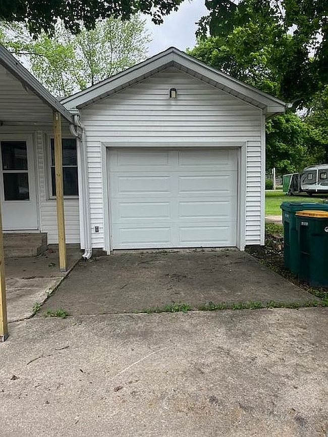 Image of 210 N Madison St