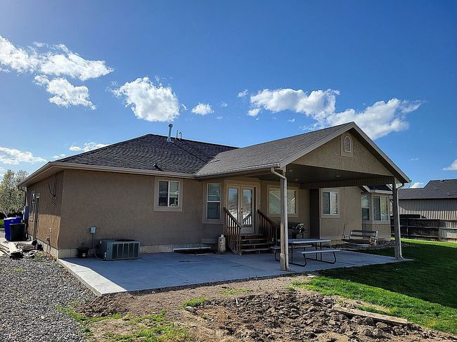 Additional photo 1 of property located at 758 N 400 E