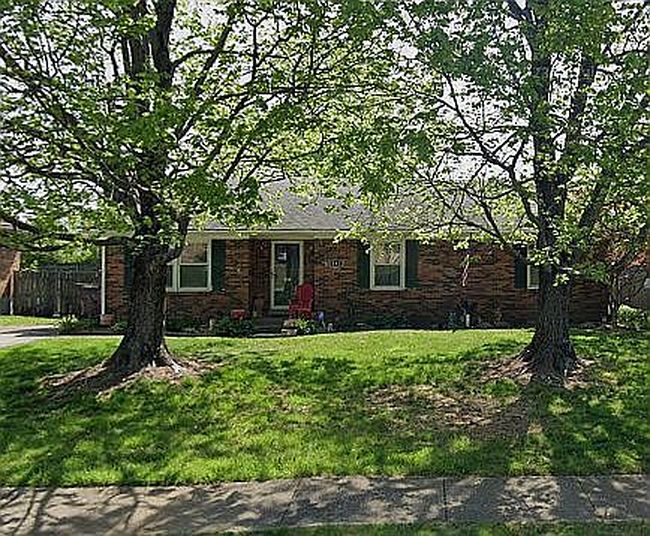 Photo of 181 Oakmont Dr