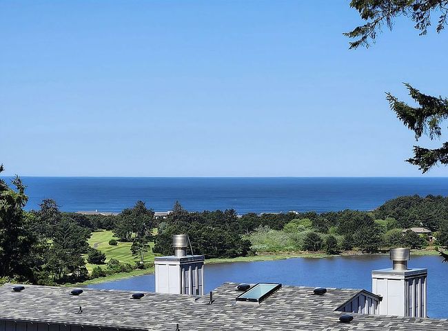 Photo of 400 Bluffs Ct #22, Gleneden Beach, OR