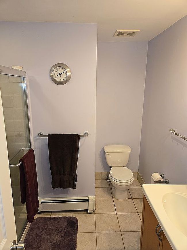 Photo of 6 Satinwood Rd, Bayville, NY