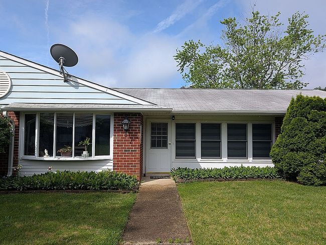 Photo of 1235D Hamilton Ct, Lakewood, NJ