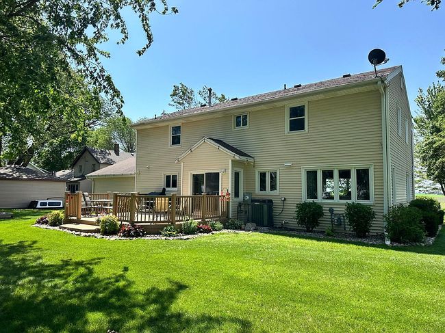 Photo of 515 2nd St Sw, New Richland, MN