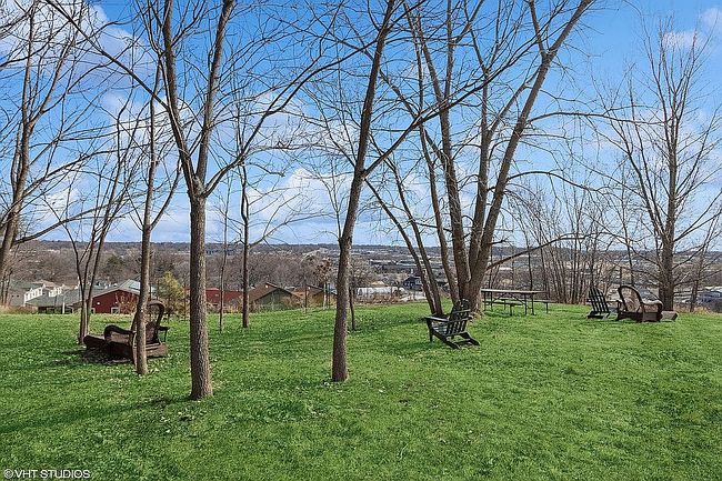 Photo of 184 Prairie Hill Ln, Iowa City, IA