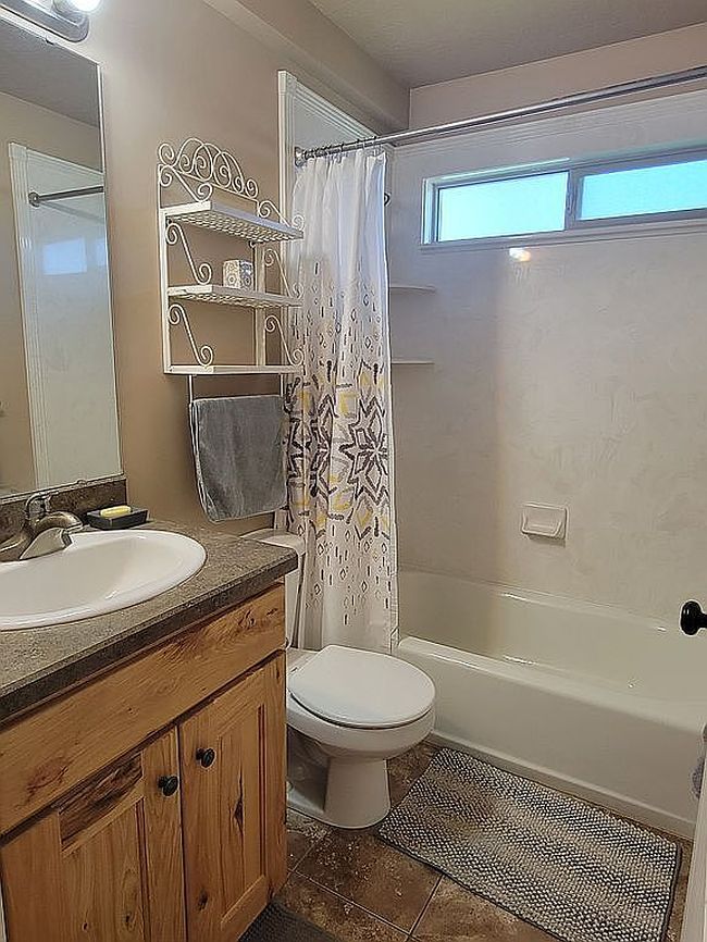 Photo of 758 N 400 E, Tremonton, UT
