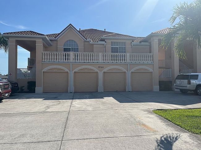 Image of 3744 Se 12th Ave Apt 102