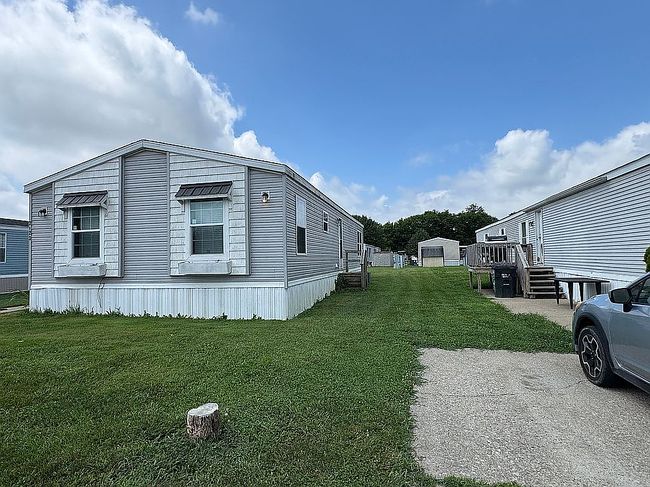 Photo of 2123 Bradford St, Clarksville, IN