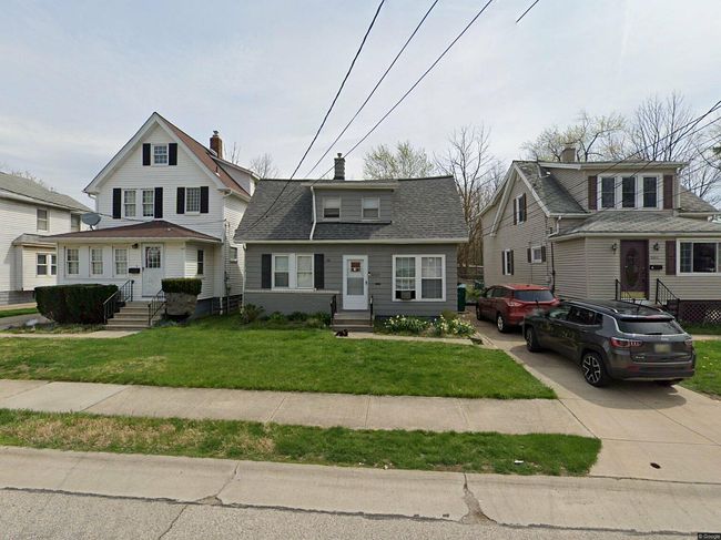 Photo of 5257 Milo Ave, Maple Heights, OH