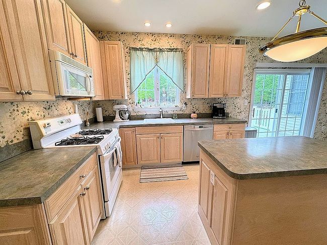 Image of 30 Summerhill Ave