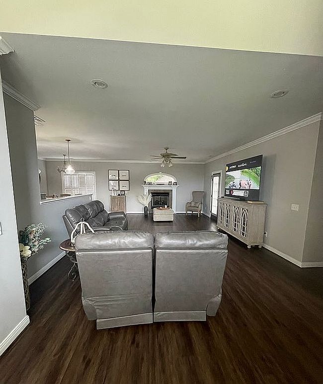 Preview of property located at 1701 Church Cir
