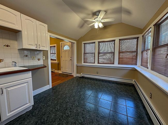 Image of 27 Maple Trl