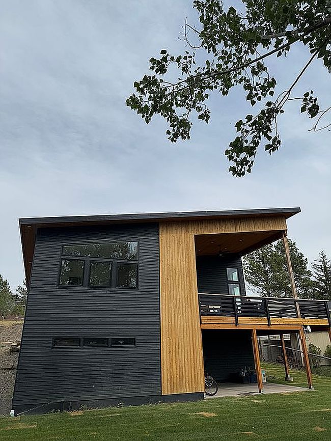 Additional photo 1 of property located at 210 Pace Ave