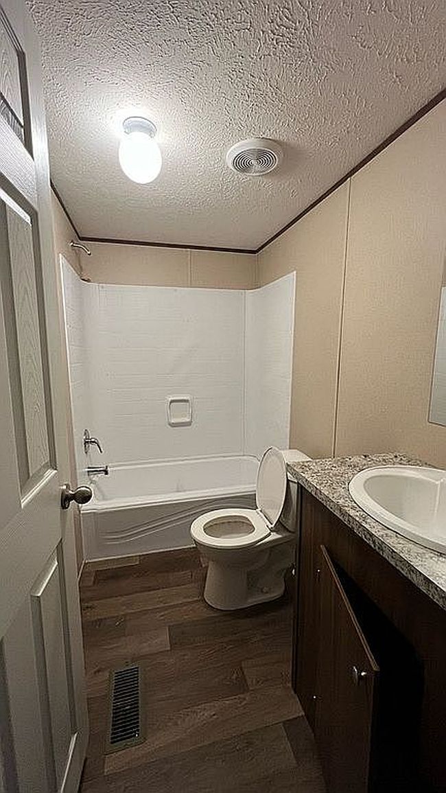 Image of 360 Cameron Cir