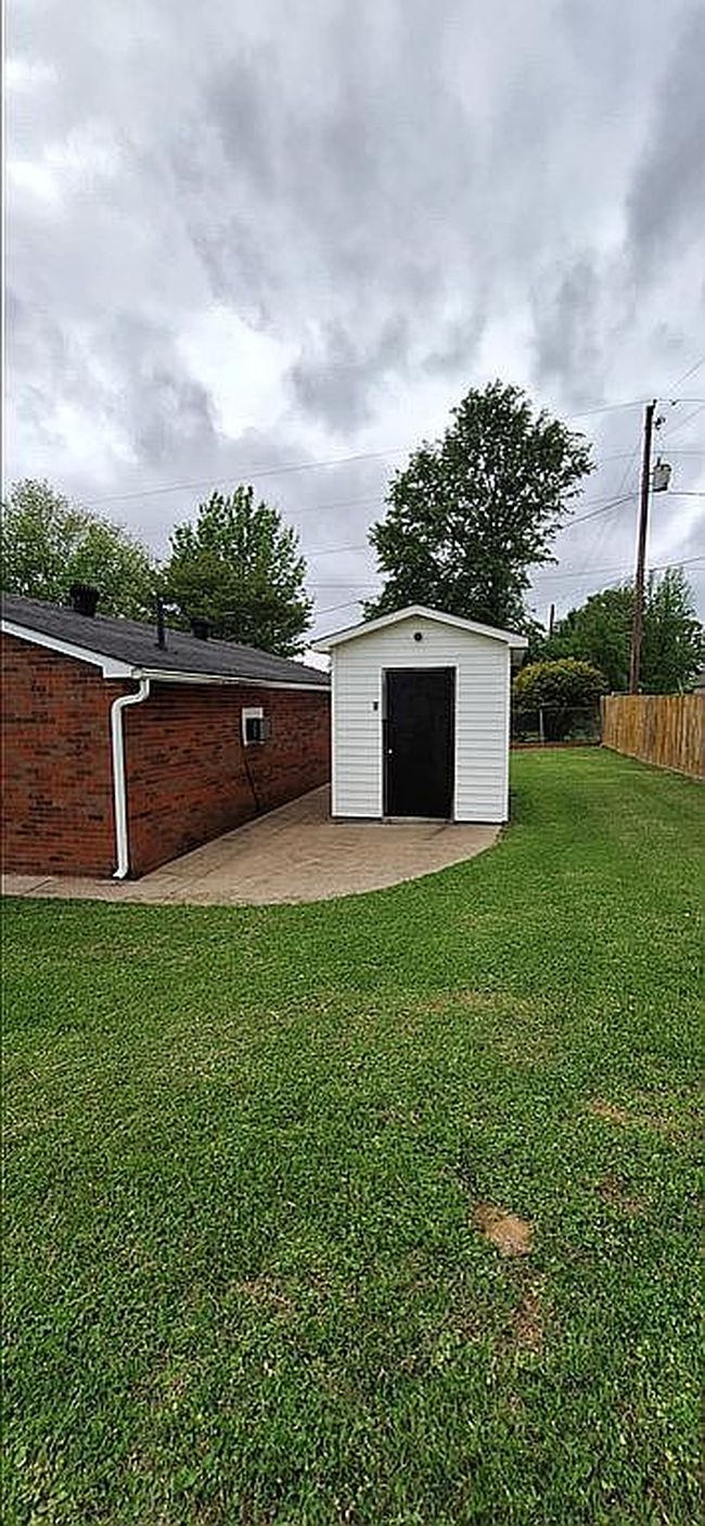 Image of 2015 Carter Dr