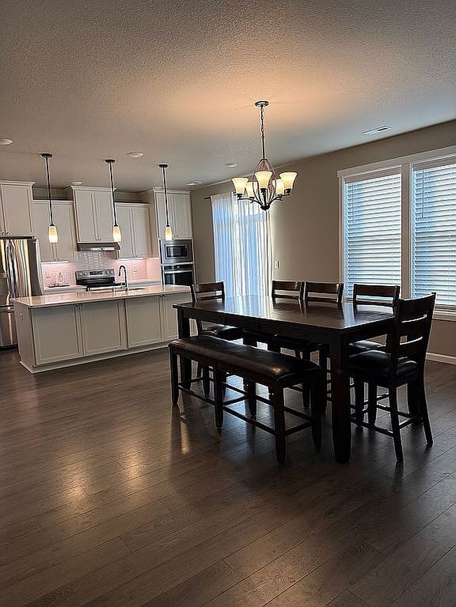 Additional photo 3 of property located at 4712 W Merlin St