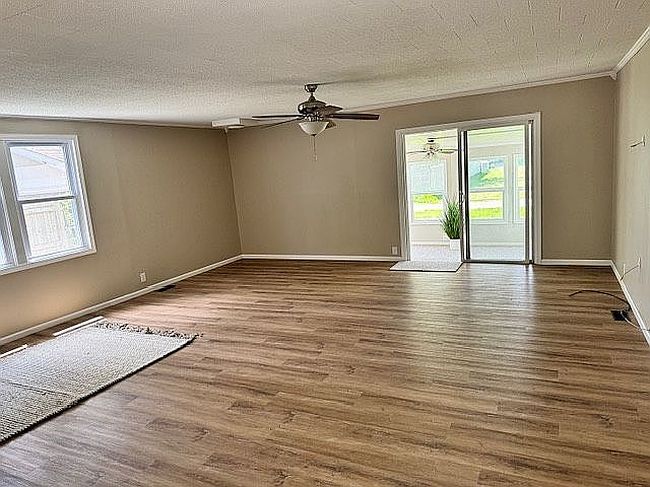 Photo of 1315 Mix Ave, Decatur, IN