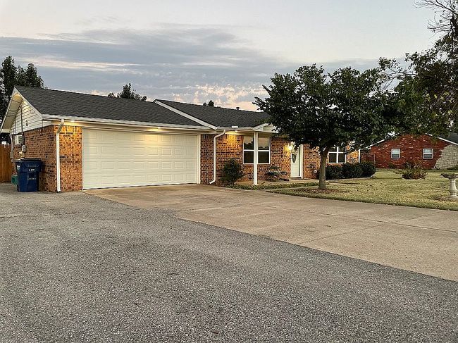 Photo of 3103 Stewart Ave, El Reno, OK