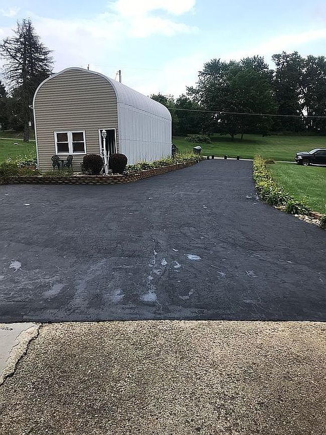 Image of 215 Benson Ln