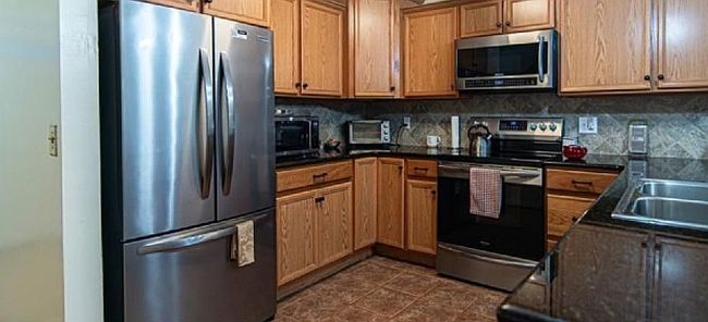 Photo of 4 Smithfield Rd Apt 17, North Providence, RI