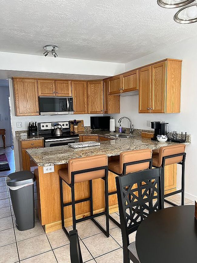 Image of 483 Pheasant Ridge Dr Apt C