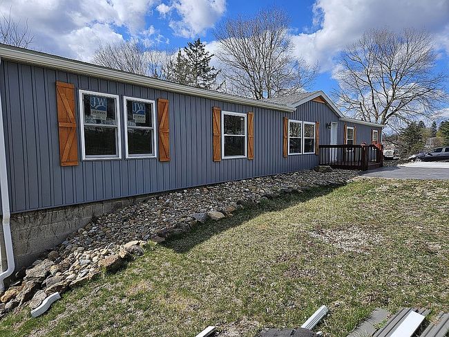 Photo of 655 S Washington St, Millersburg, OH