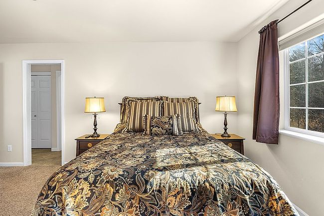 Image of 11482 Discovery Park Dr