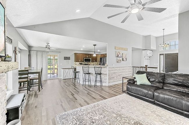 Image of 3016 Timberline Dr