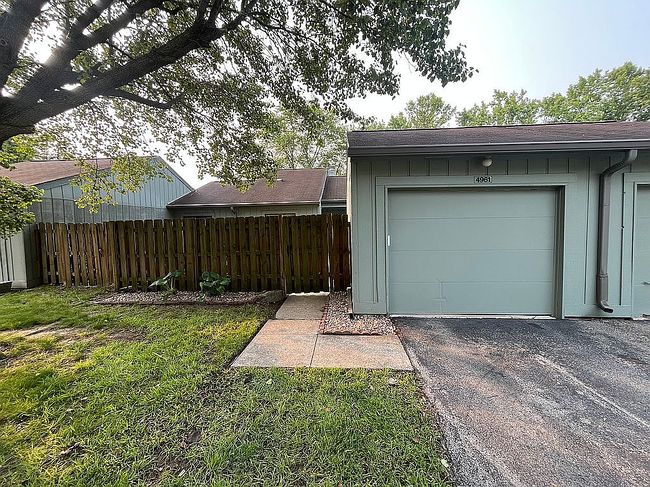 Image of 4961 Fairway Dr