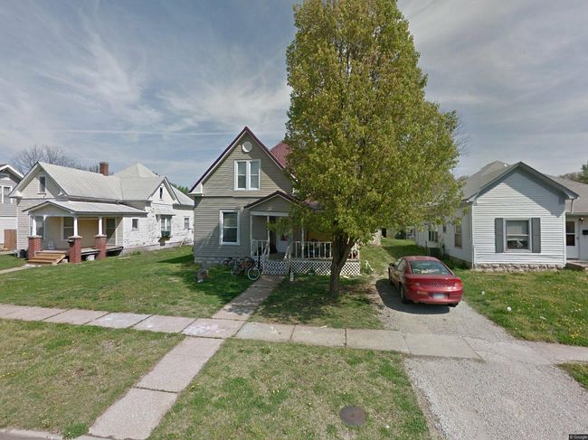 Image of 418 W 6th St