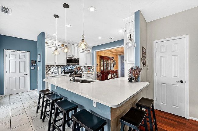 Image of 4596 Bathurst Rd