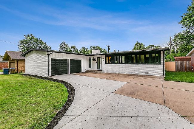 Photo of 6227 E 9th St N, Wichita, KS