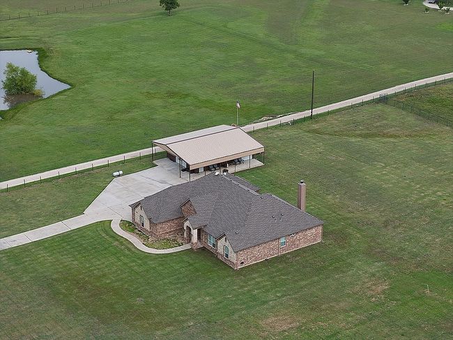 Photo of 7155 Odom Rd, Sanger, TX